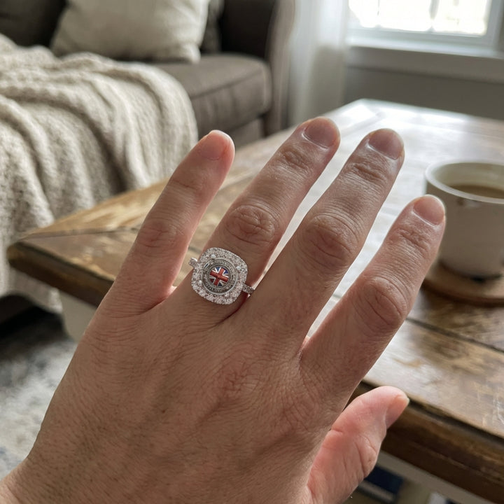 Sparkling Round London British Ring