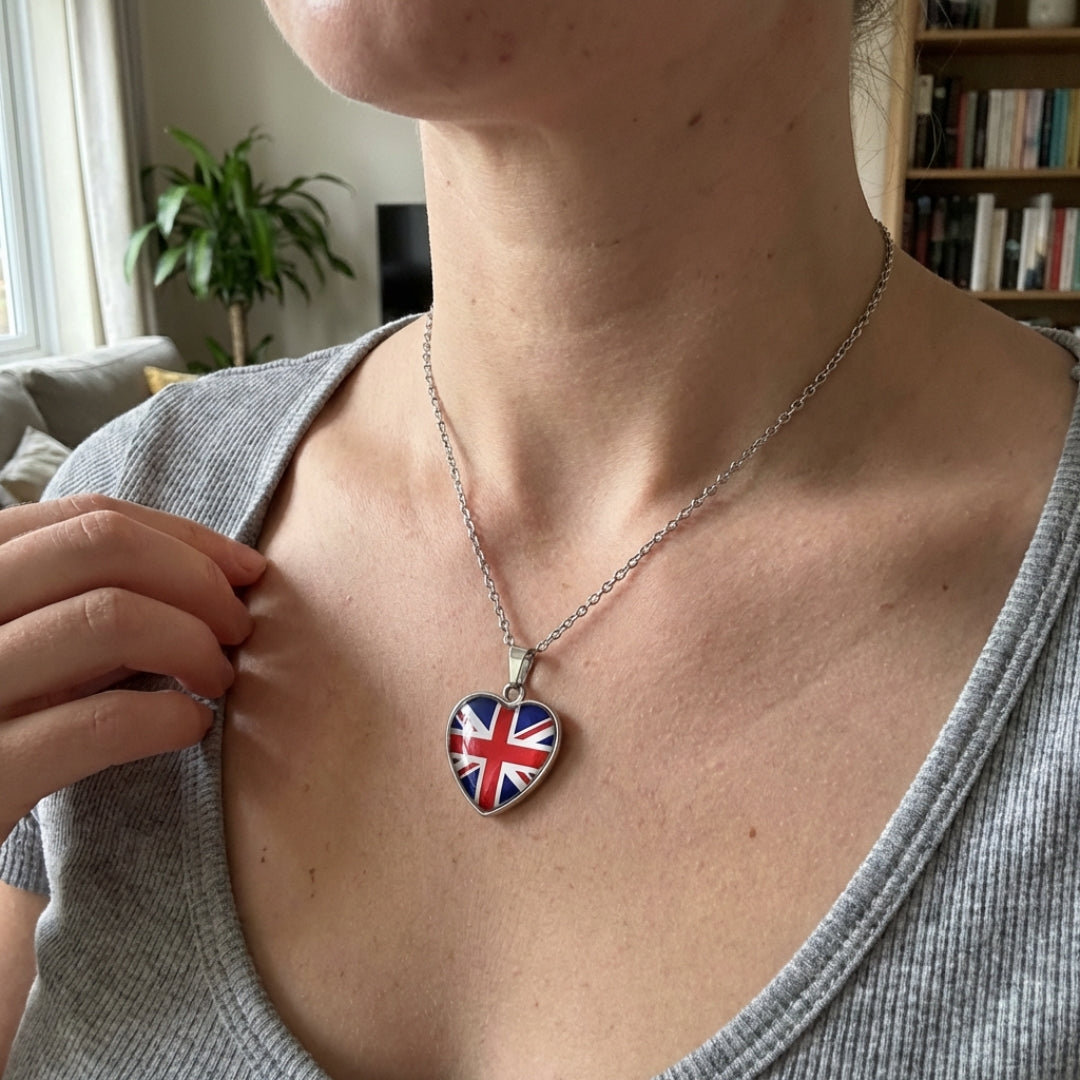 Heart-Shaped Pendant British Necklace