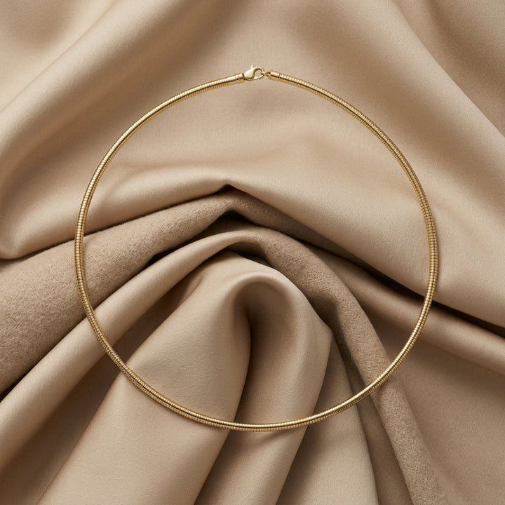 Heirloom Curved Chain Necklace