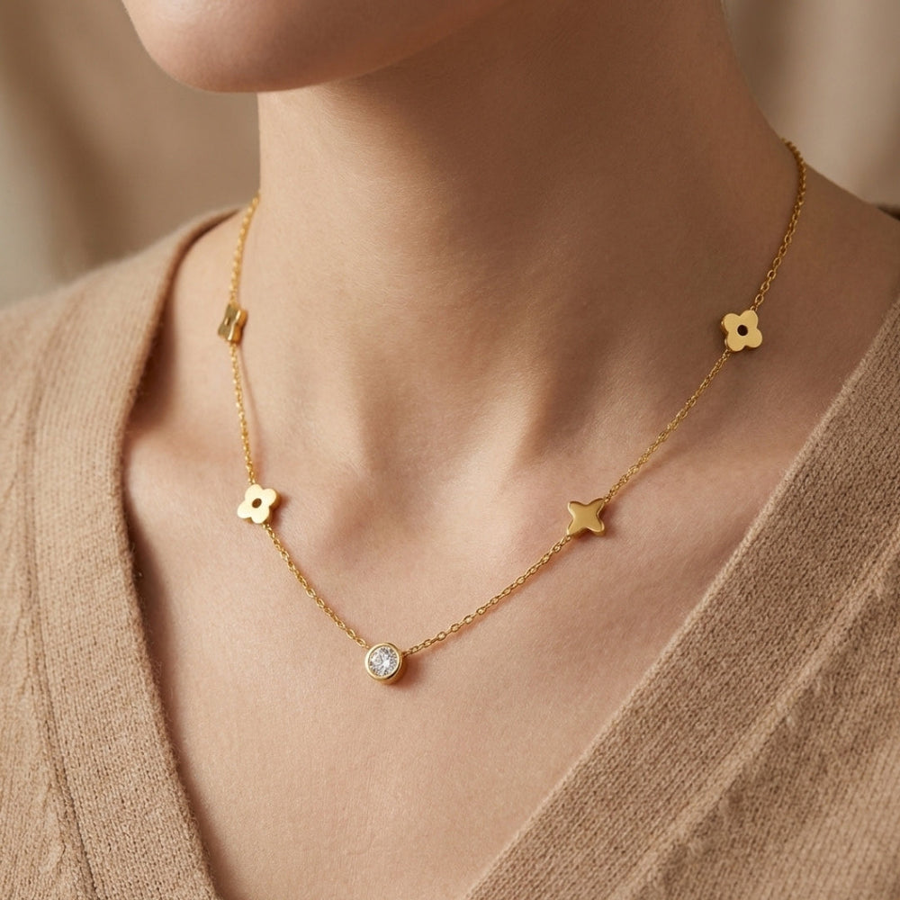 Carrie® Clover Chain