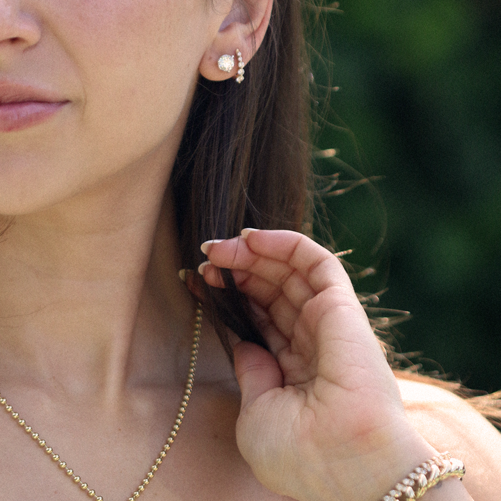 June Round Stud Earrings Diamond