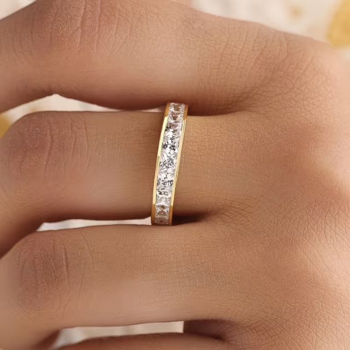 Elegant Luxury Spark Gold Ring