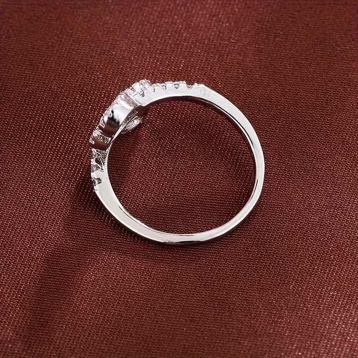 Adjustable Heart Shape Bright Gold Ring